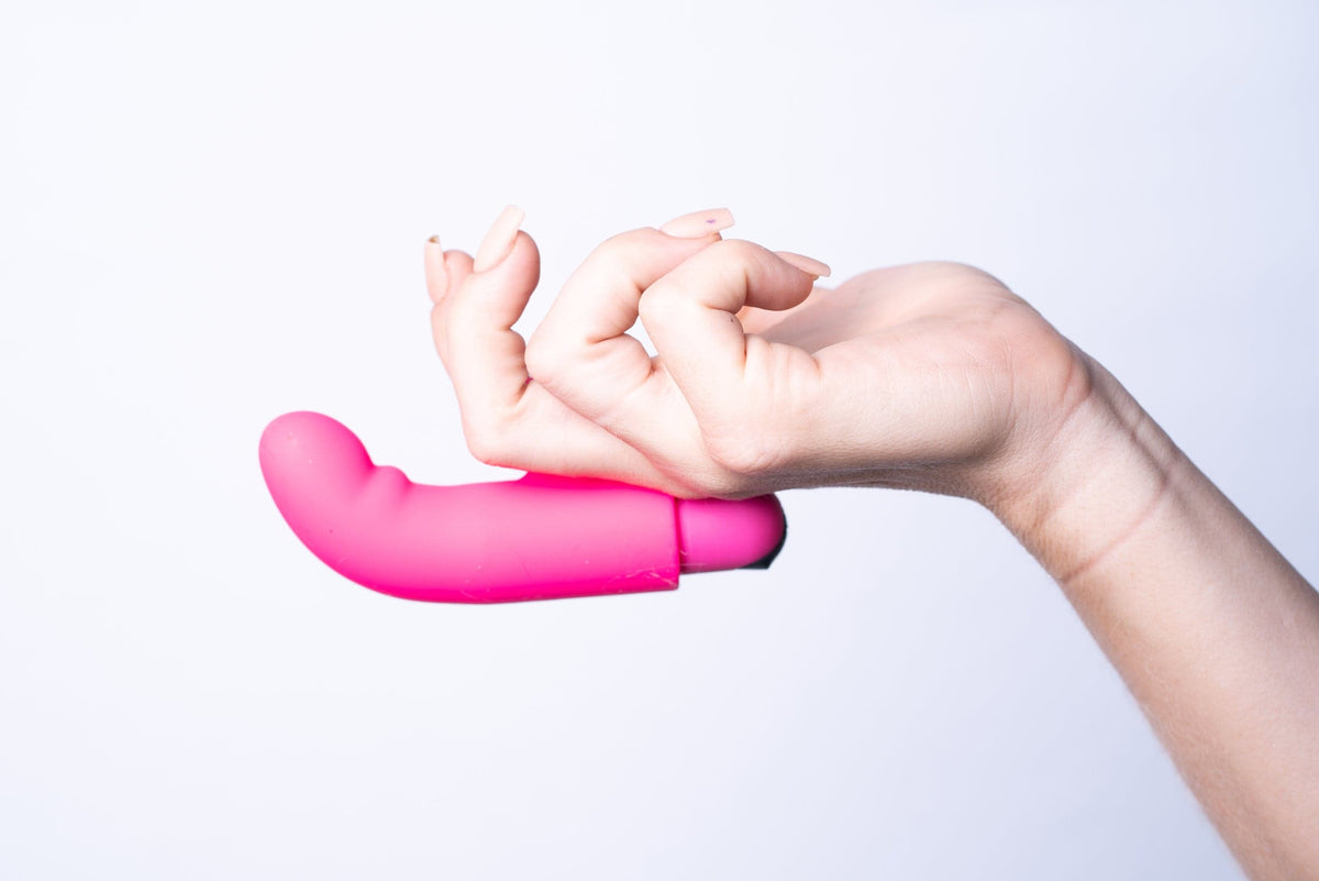 sadie silicone finger vibrator pink